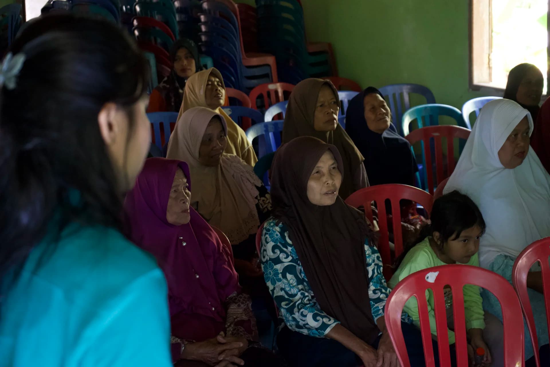Pemeriksaan dan penyuluhan kesehatan warga dusun