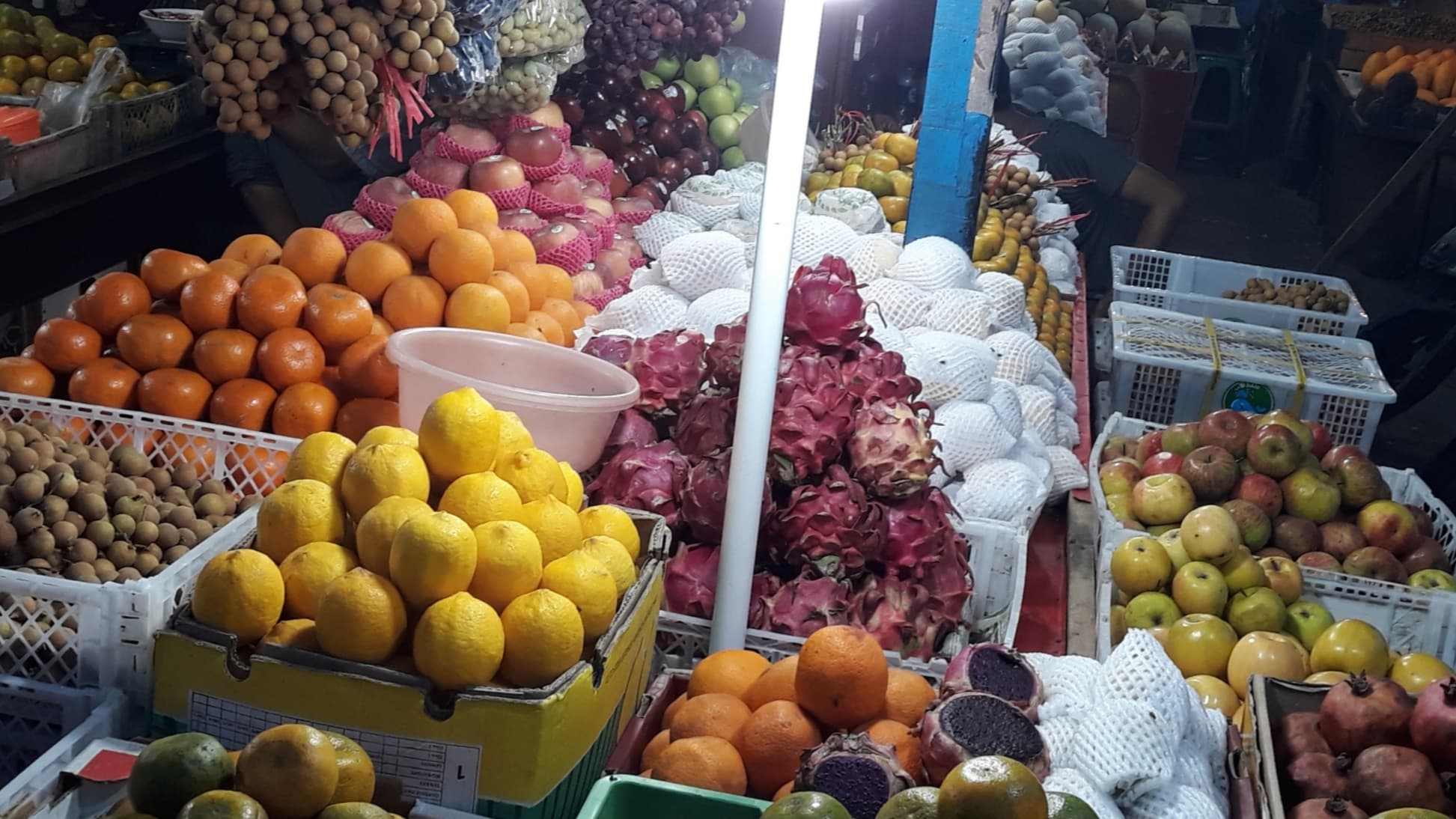 Buah & Bawang Merah Pak Beni
